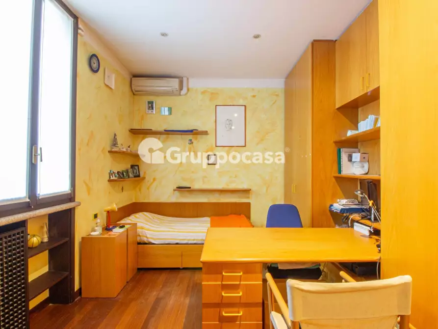 Immagine 22 di Villa in vendita  in Via Alessandrini a Magenta