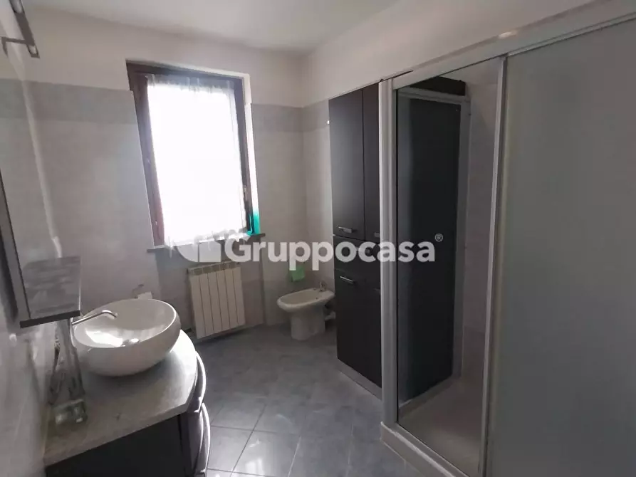 Immagine 14 di Appartamento in vendita  in Via Ugo Foscolo a Bernate Ticino