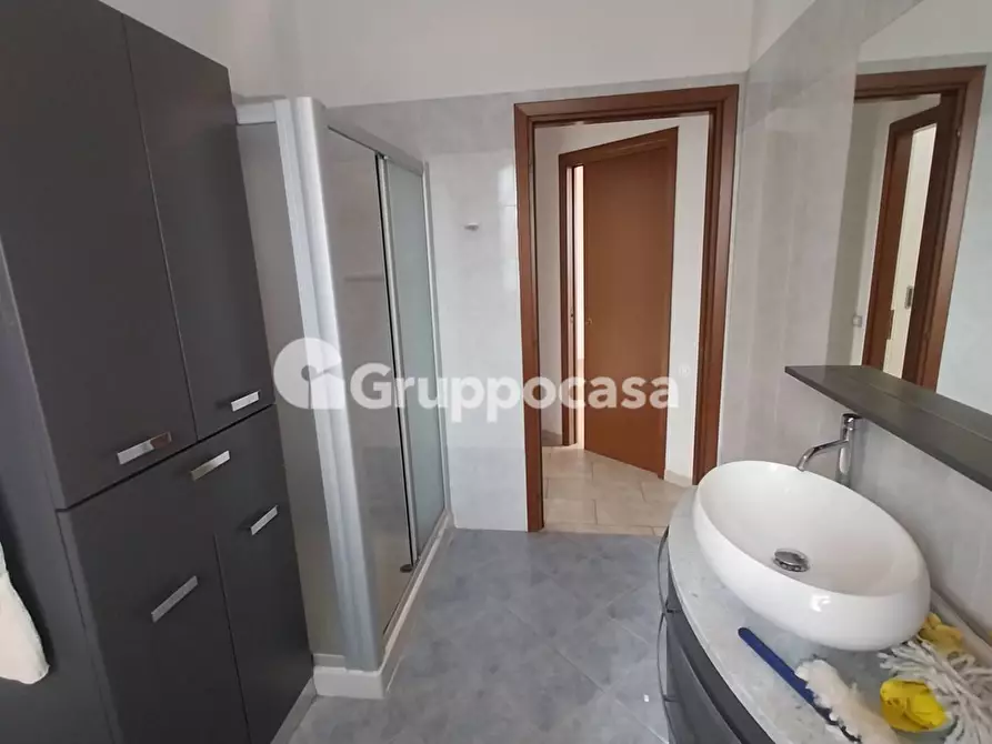 Immagine 17 di Appartamento in vendita  in Via Ugo Foscolo a Bernate Ticino