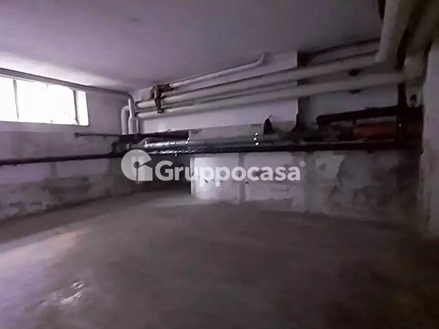 Immagine 20 di Locale commerciale in vendita  in Via Pusterla a Magenta