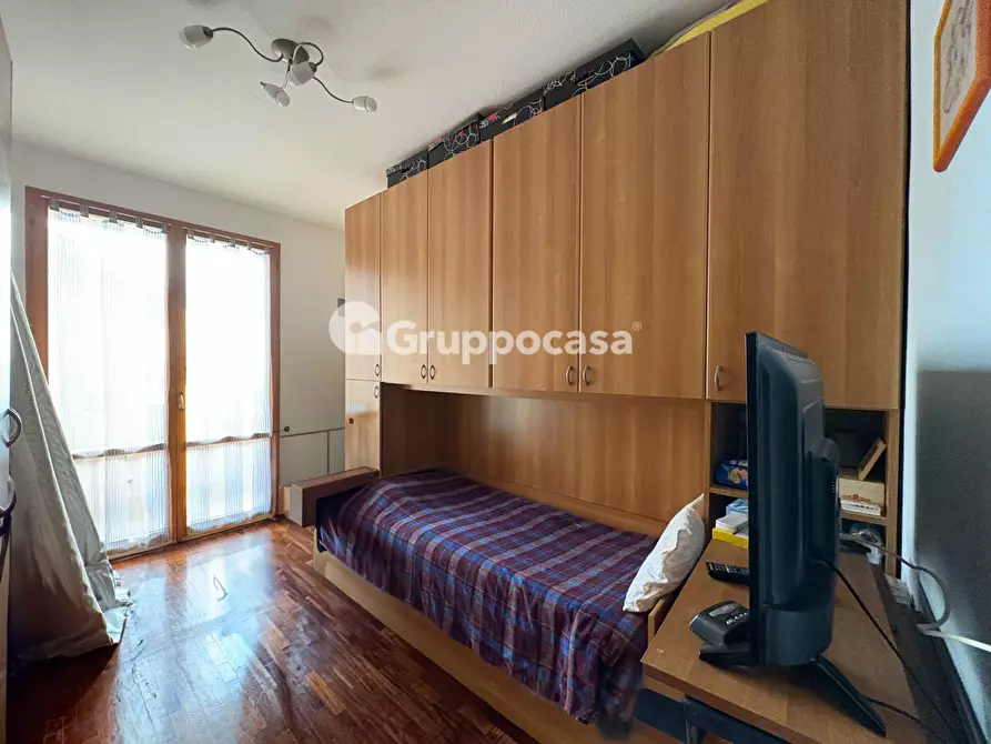 Immagine 23 di Appartamento in vendita  in Via Lombardo Radice a Magenta