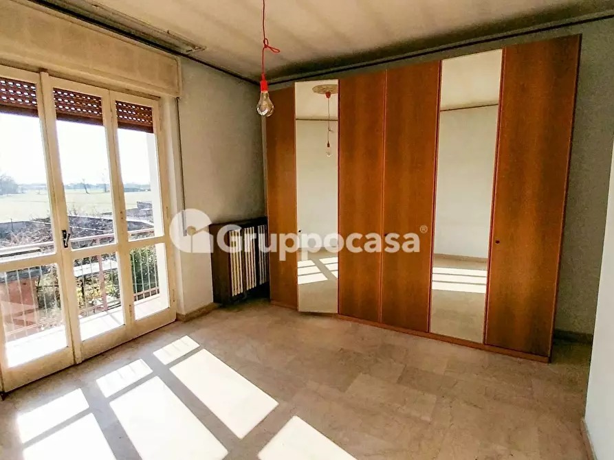 Immagine 16 di Villa in vendita  in Via Giulietti a Magenta