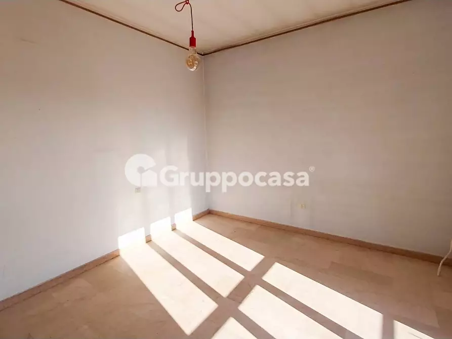 Immagine 17 di Villa in vendita  in Via Giulietti a Magenta