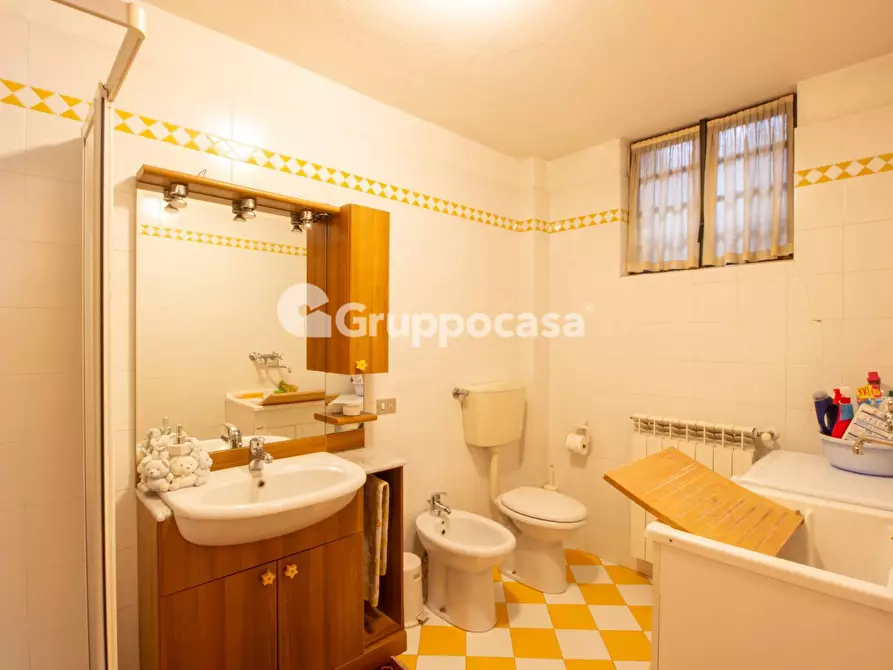 Immagine 28 di Villa in vendita  in Via G. Donizetti a Boffalora Sopra Ticino