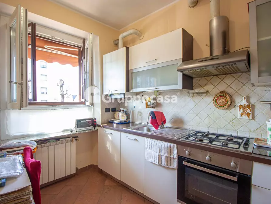 Immagine 13 di Appartamento in vendita  in via Sciesa a Abbiategrasso