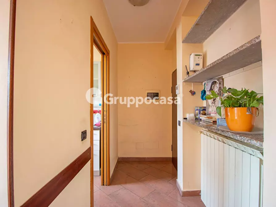 Immagine 10 di Appartamento in vendita  in via Sciesa a Abbiategrasso