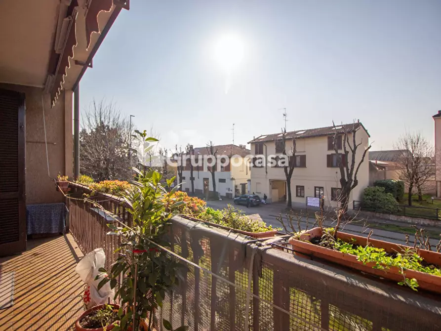 Immagine 7 di Appartamento in vendita  in via Sciesa a Abbiategrasso