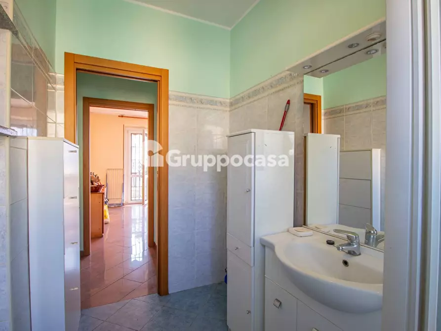 Immagine 16 di Appartamento in vendita  in via Sciesa a Abbiategrasso