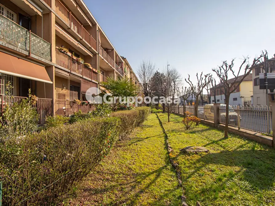 Immagine 24 di Appartamento in vendita  in via Sciesa a Abbiategrasso