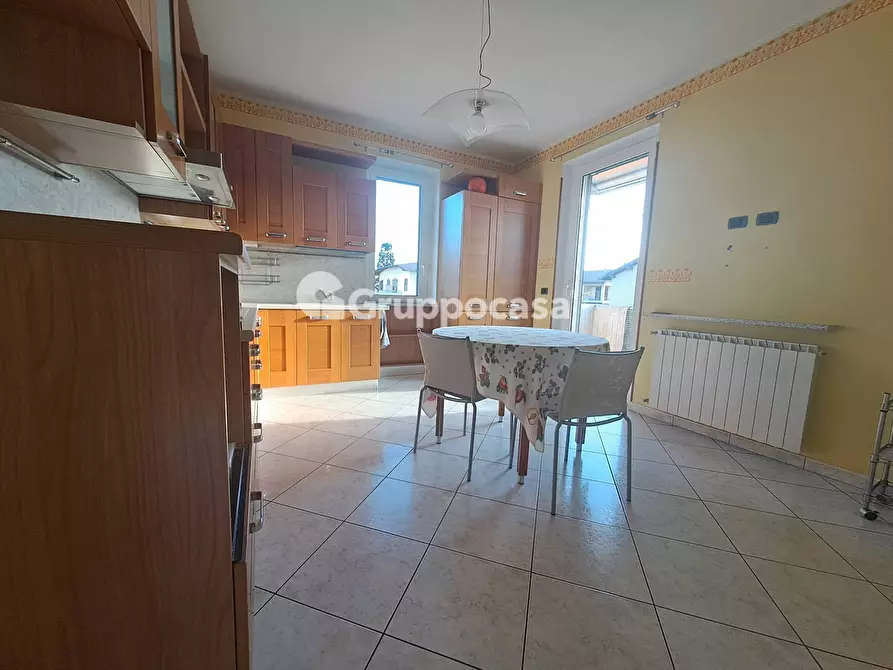 Immagine 22 di Villa in vendita  in via Maroncelli a Robecco Sul Naviglio