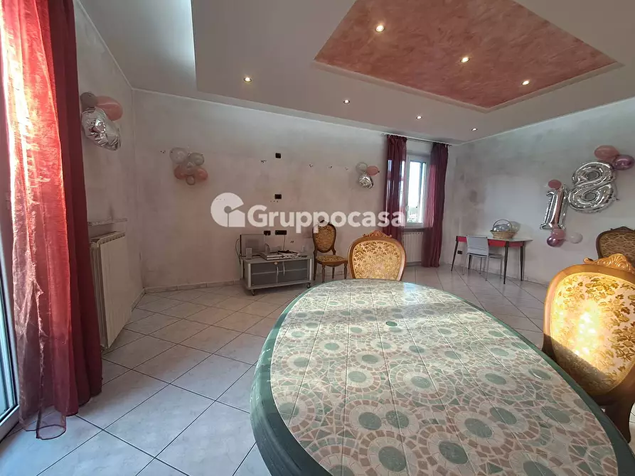 Immagine 21 di Villa in vendita  in via Maroncelli a Robecco Sul Naviglio