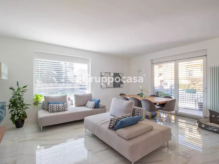 Immagine 7 di Villa in vendita  in Via Citterio a Santo Stefano Ticino