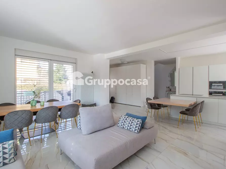 Immagine 9 di Villa in vendita  in Via Citterio a Santo Stefano Ticino