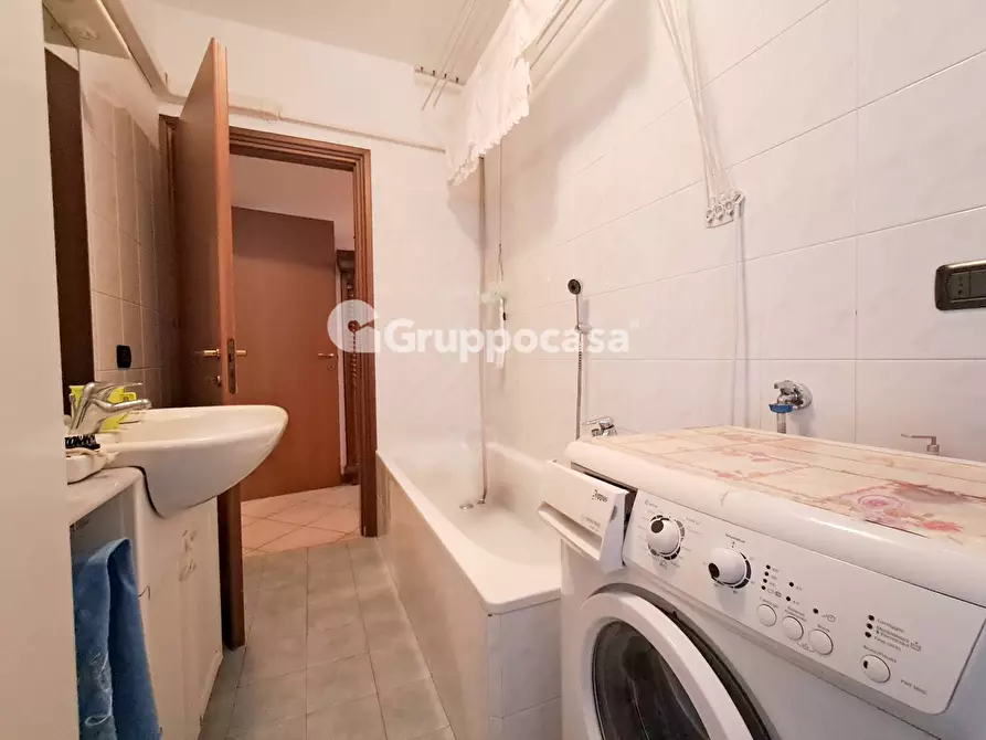 Immagine 15 di Appartamento in vendita  in Via Radice a Magenta