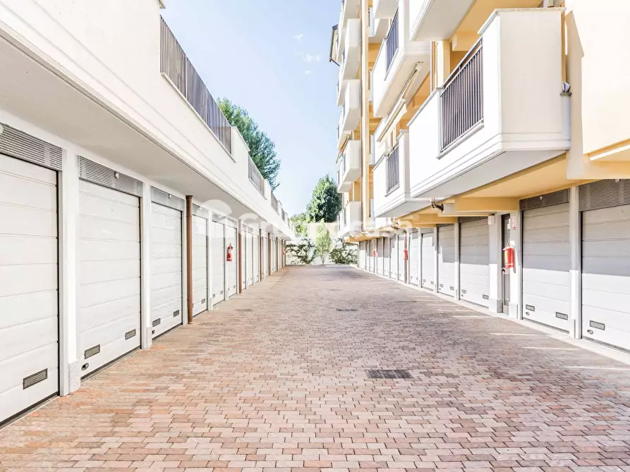 Immagine 21 di Appartamento in vendita  in Via Gramsci a Magenta