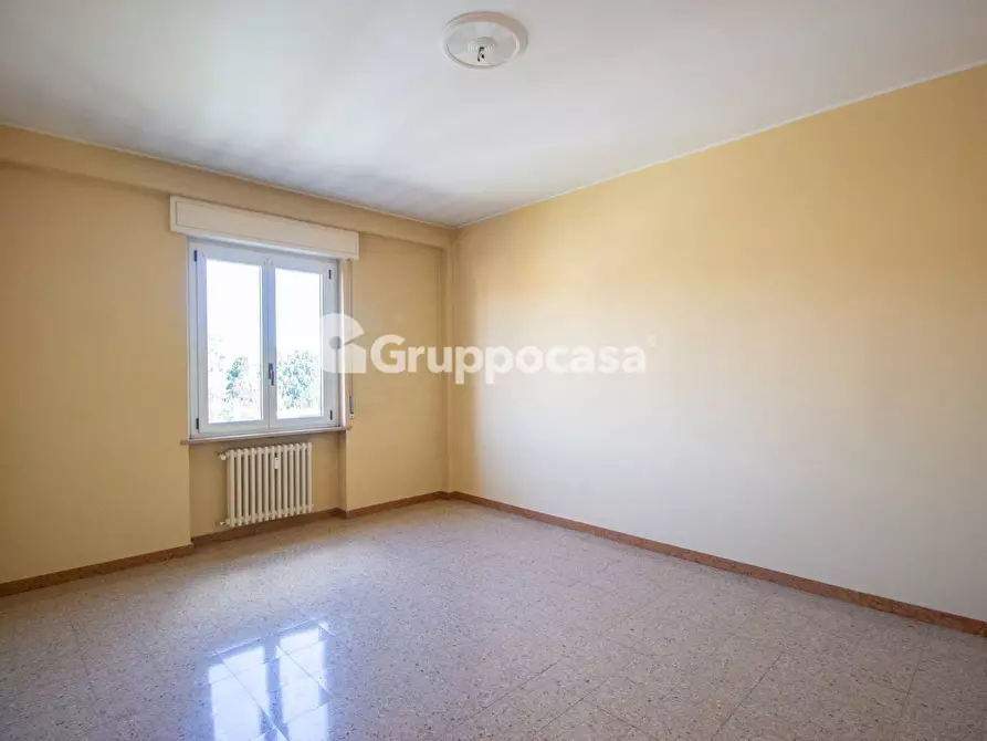 Immagine 13 di Appartamento in vendita  in via Cavallari a Magenta