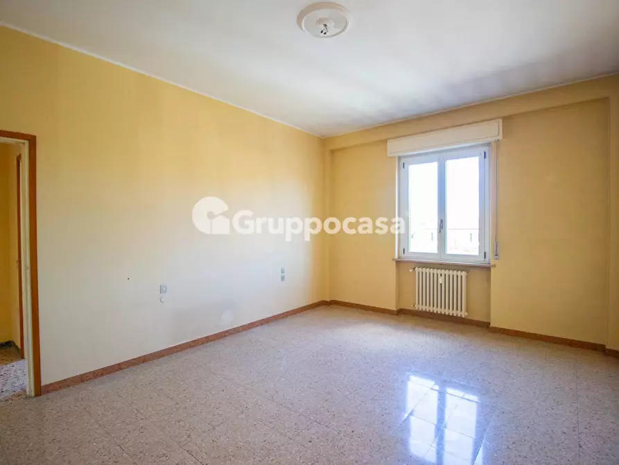 Immagine 14 di Appartamento in vendita  in via Cavallari a Magenta