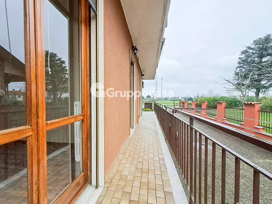 Immagine 11 di Appartamento in vendita  in Via G. De Medici a Magenta