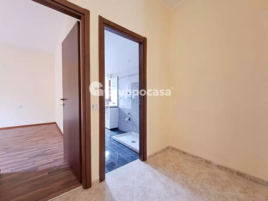 Immagine 15 di Appartamento in vendita  in Via G. De Medici a Magenta