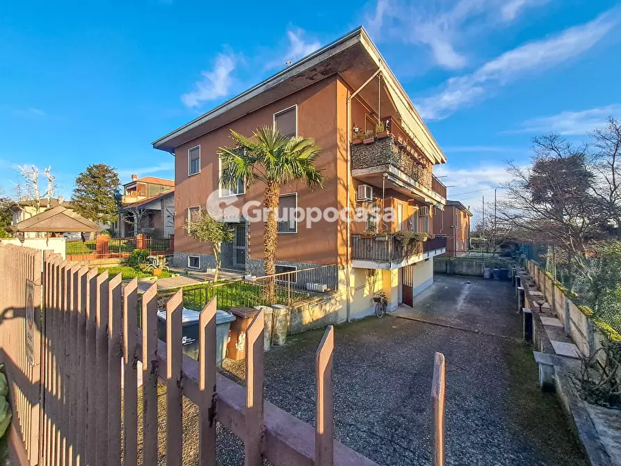 Immagine 23 di Appartamento in vendita  in Via G. De Medici a Magenta