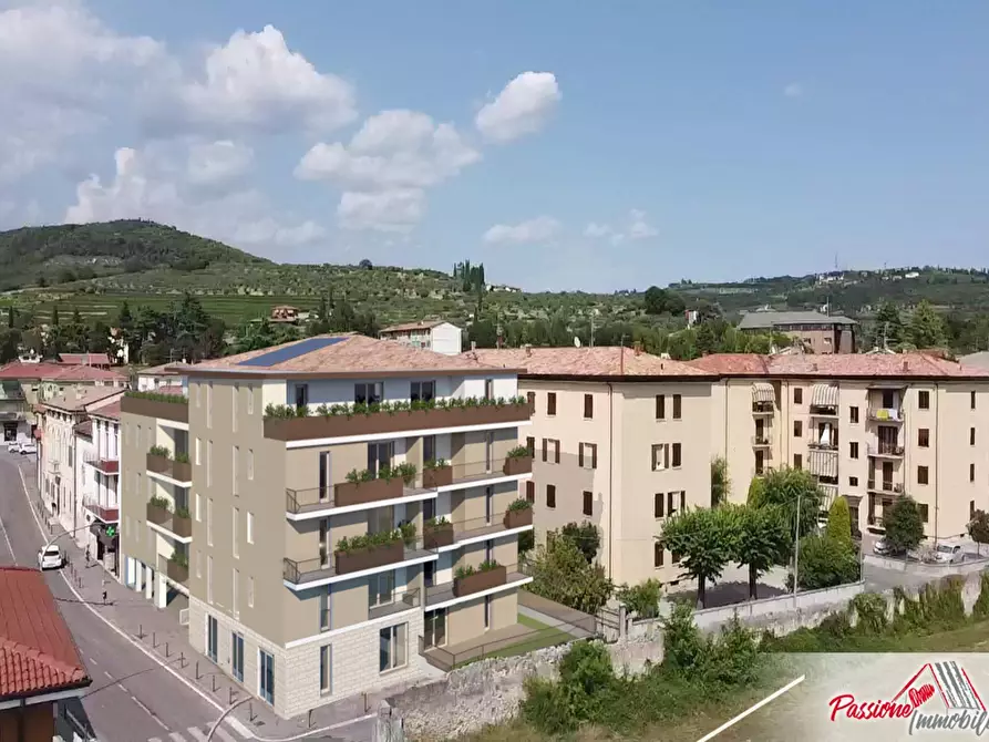 Immagine 1 di Appartamento in vendita  in Via Fabbricato Scolastico a Verona