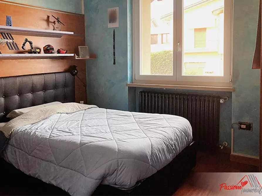 Immagine 28 di Villa in vendita  in via Bussolengo a Sommacampagna