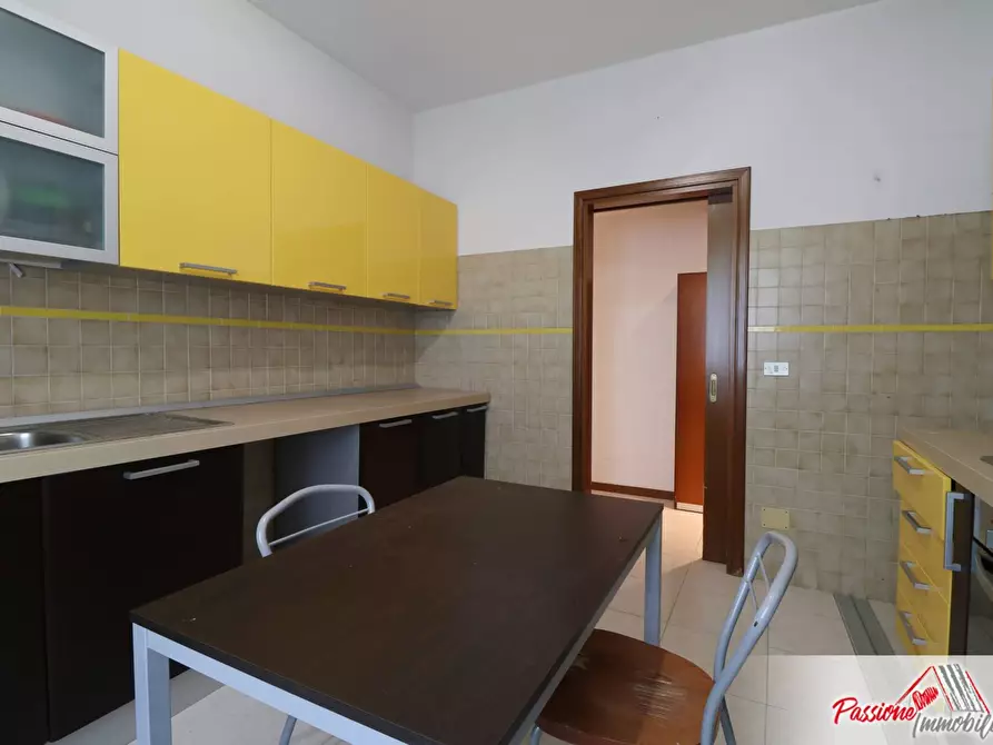 Immagine 9 di Appartamento in vendita  in Via Cavallotti a Verona