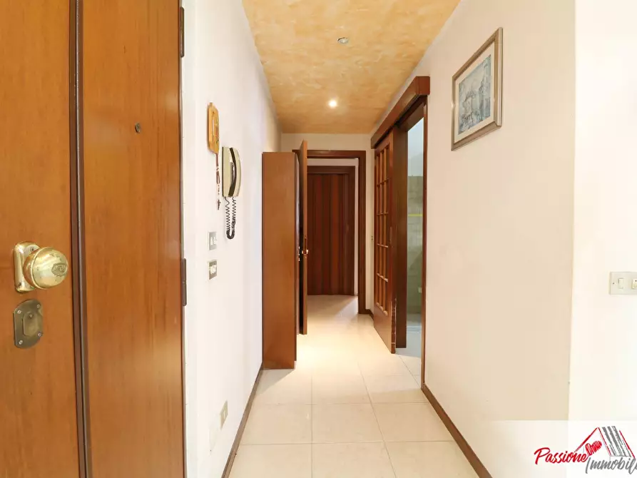 Immagine 10 di Appartamento in vendita  in Via Cavallotti a Verona