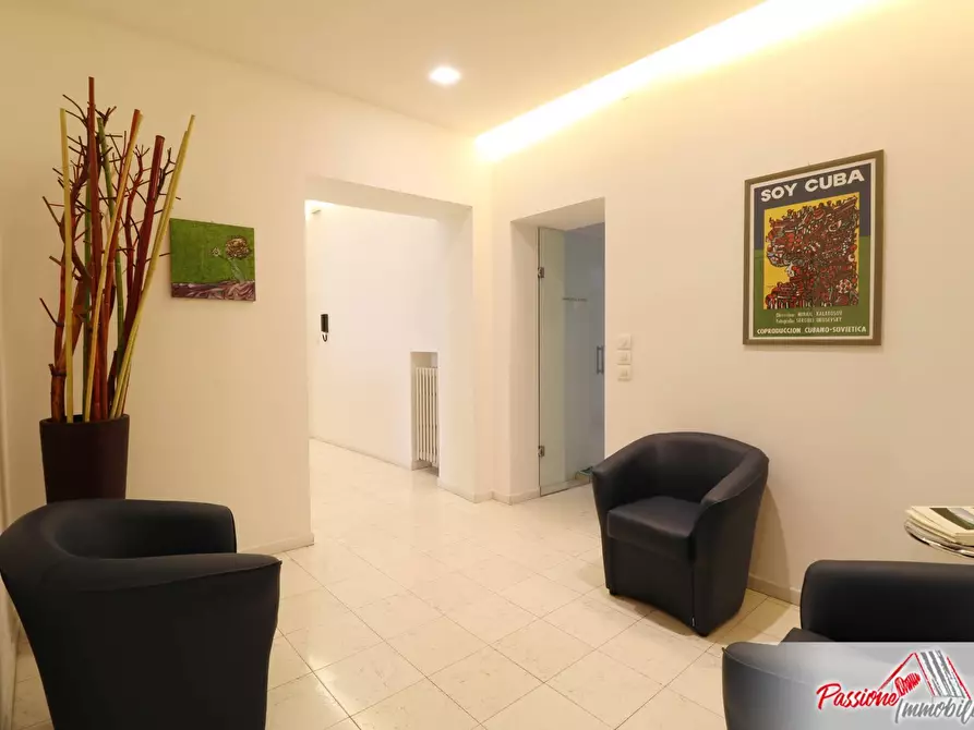 Immagine 7 di Ufficio in vendita  in Corso Cavour a Verona