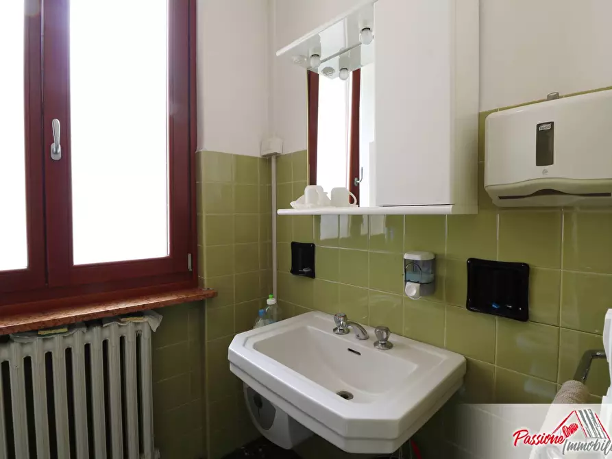 Immagine 26 di Ufficio in vendita  in Corso Cavour a Verona