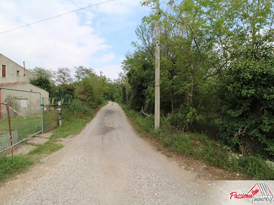 Immagine 8 di Terreno agricolo in vendita  in Via Della Diga a Verona