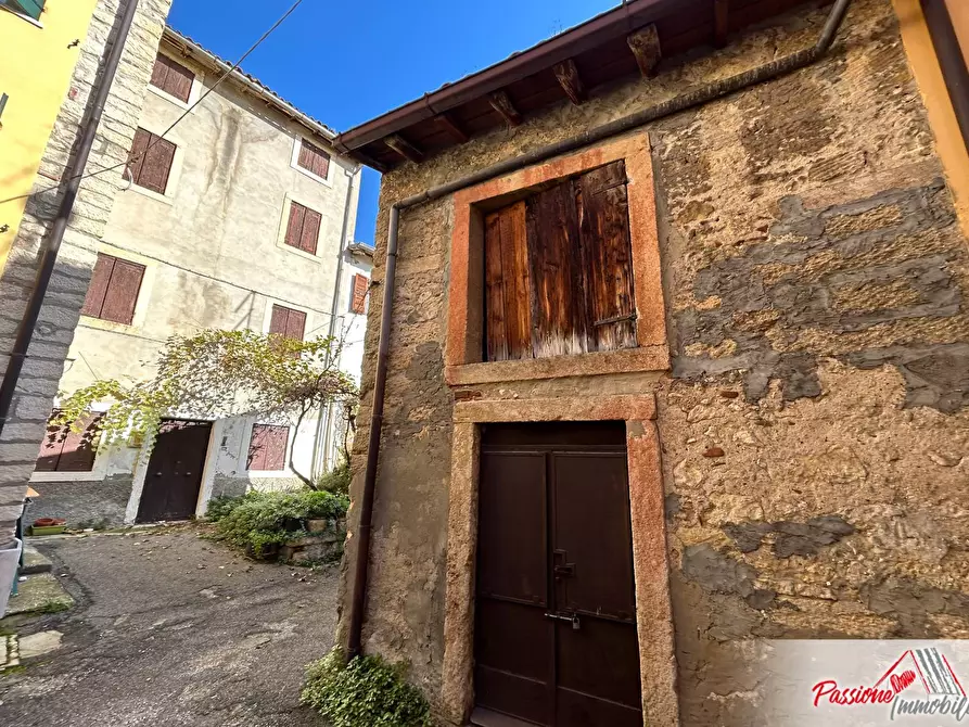 Immagine 3 di Rustico / casale in vendita  in Piazza San Valentino a Verona