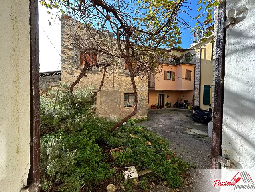 Immagine 7 di Rustico / casale in vendita  in Piazza San Valentino a Verona