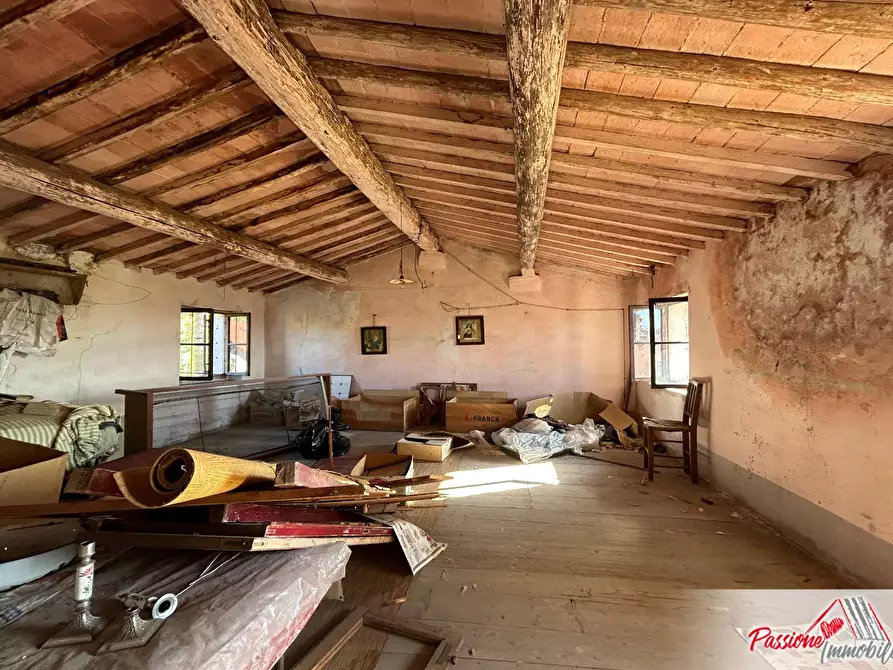 Immagine 9 di Rustico / casale in vendita  in Piazza San Valentino a Verona