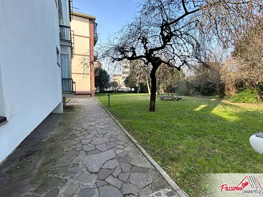 Immagine 23 di Appartamento in vendita  in Via Luigi Mercantini a Verona