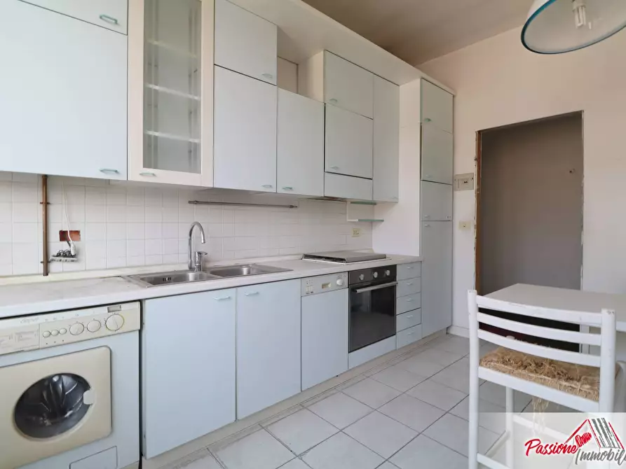 Immagine 11 di Appartamento in vendita  in Via Luigi Mercantini a Verona