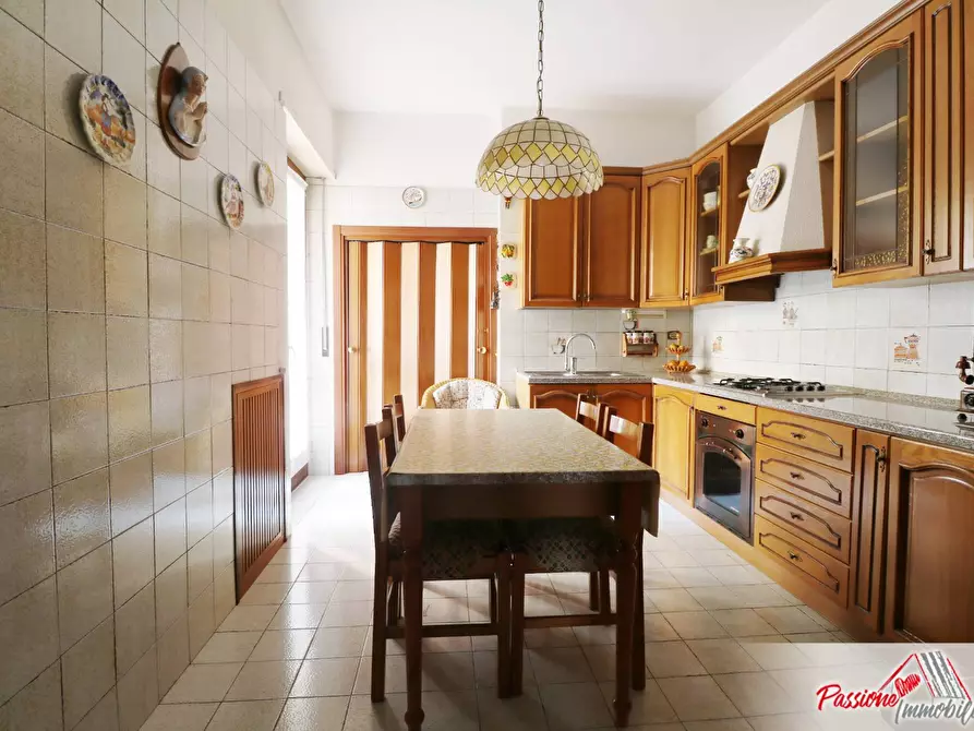 Immagine 9 di Appartamento in vendita  in Via Luigi Negrelli a Verona