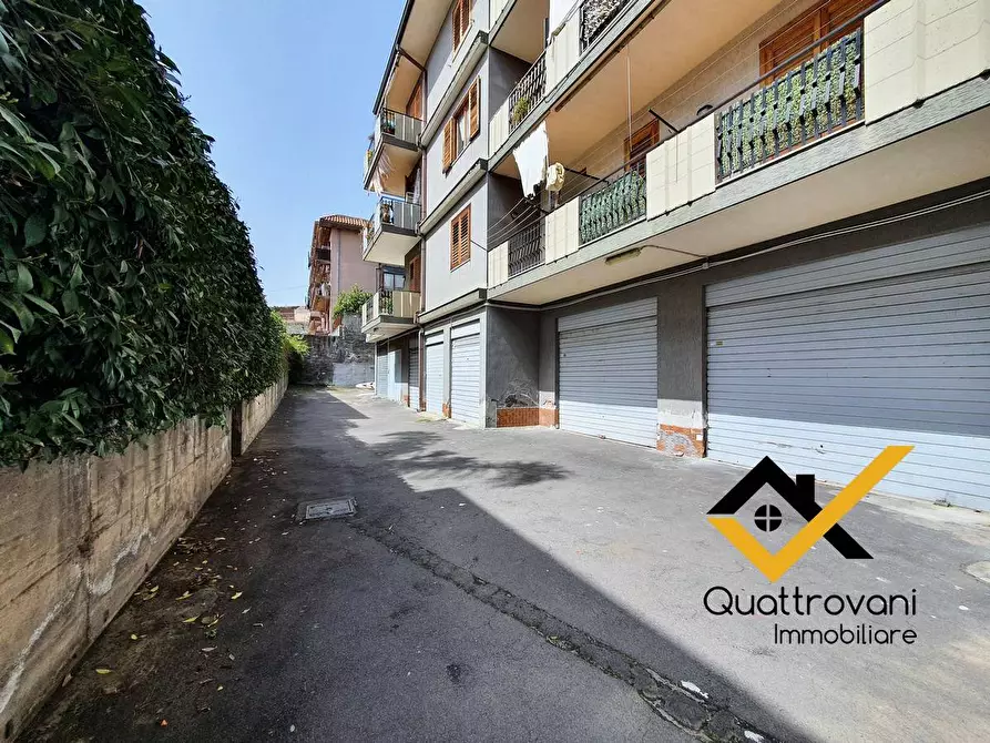 Immagine 2 di Box auto in vendita  in Via San Filippo Neri a Aci Castello