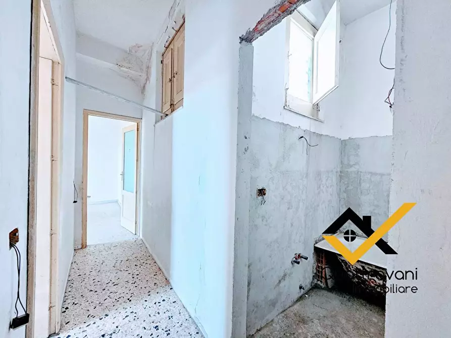 Immagine 5 di Appartamento in vendita  in via santi elena e costantino a Aci Catena