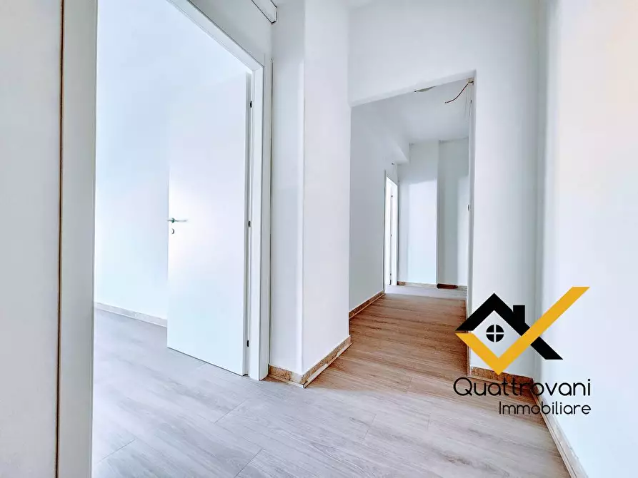 Immagine 4 di Appartamento in affitto  in Via Regina Bianca a Catania