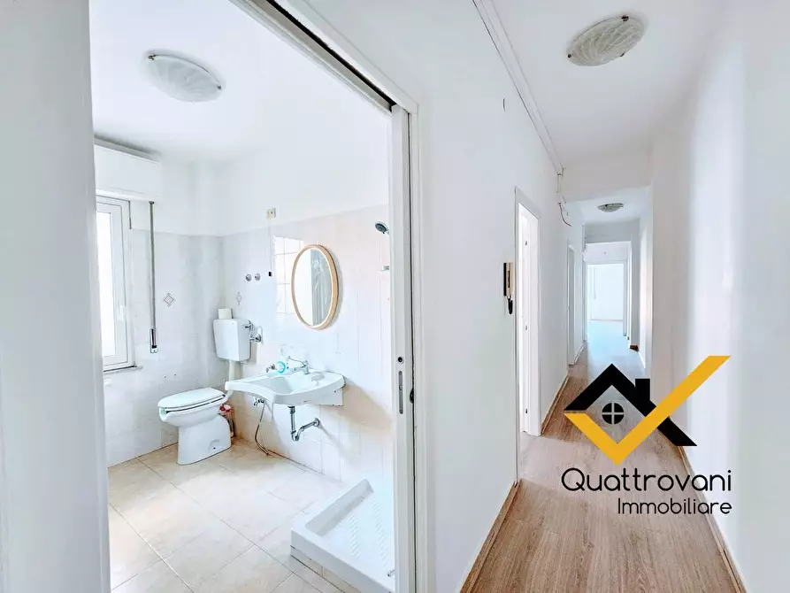 Immagine 23 di Appartamento in affitto  in Via Regina Bianca a Catania