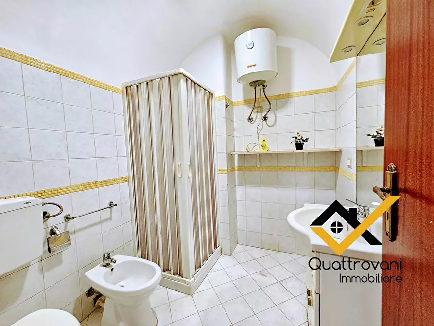 Immagine 28 di Appartamento in affitto  in Via Genova a Catania