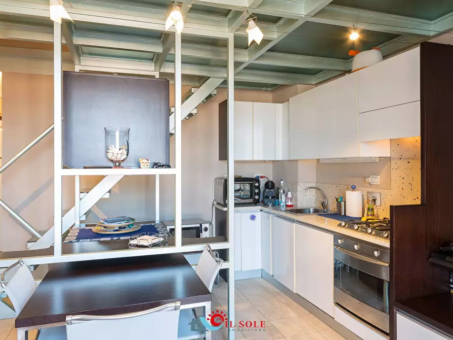 Immagine 3 di Appartamento in vendita  a Pisa