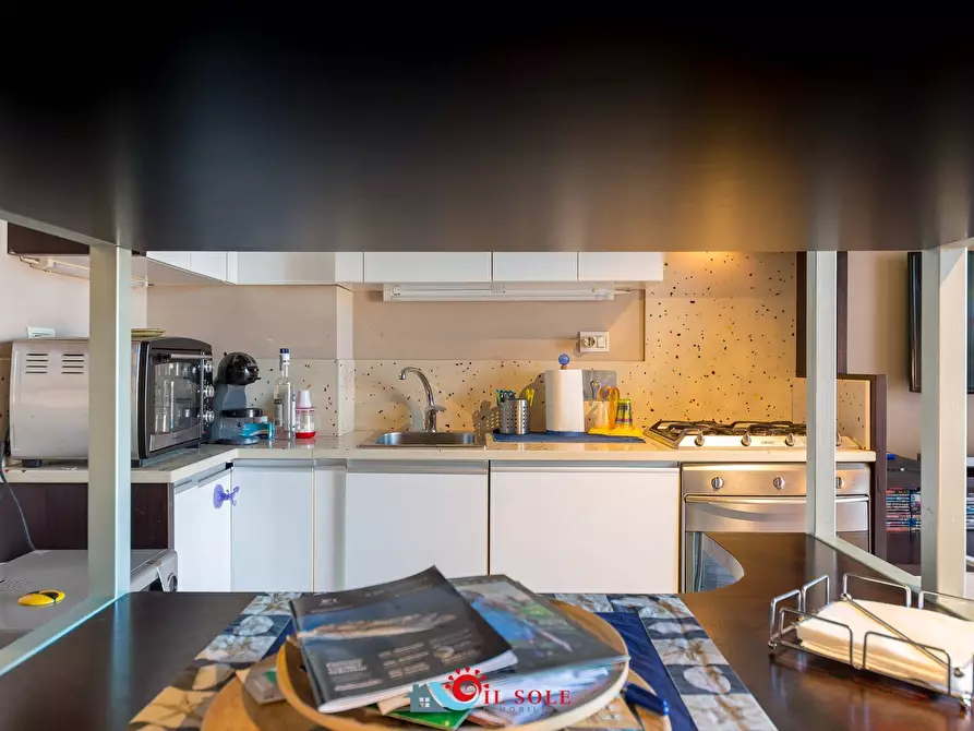 Immagine 6 di Appartamento in vendita  a Pisa