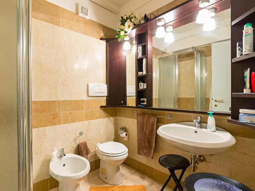 Immagine 18 di Appartamento in vendita  a Pisa