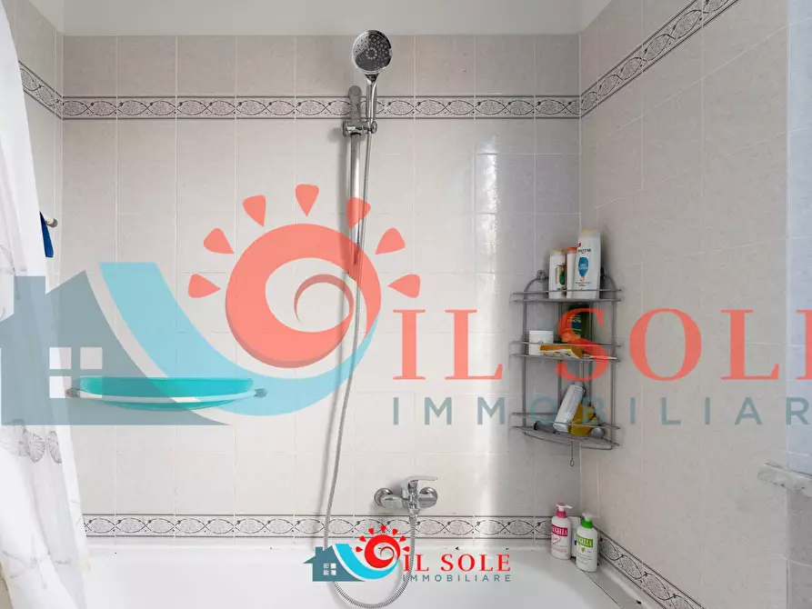 Immagine 17 di Appartamento in vendita  a Pisa