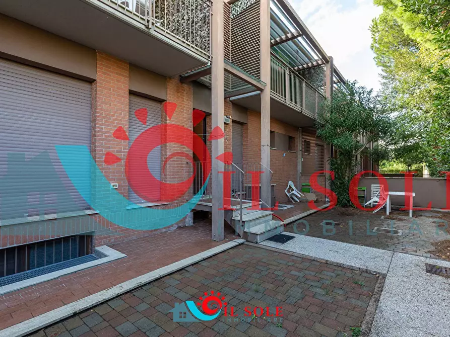 Immagine 17 di Appartamento in affitto  a Pisa