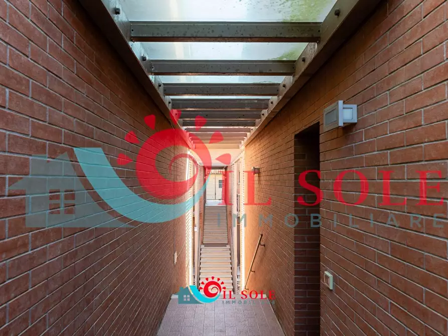 Immagine 28 di Appartamento in affitto  a Pisa