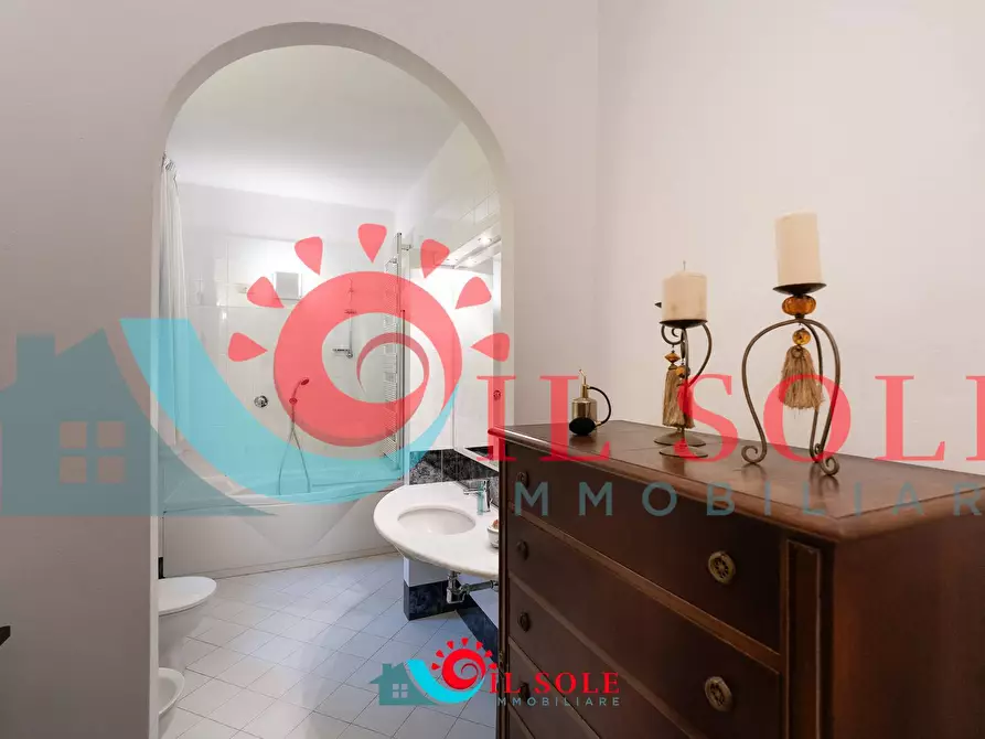 Immagine 13 di Appartamento in vendita  a Pisa