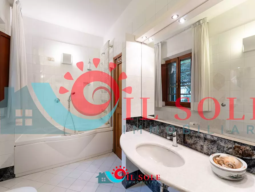 Immagine 15 di Appartamento in vendita  a Pisa